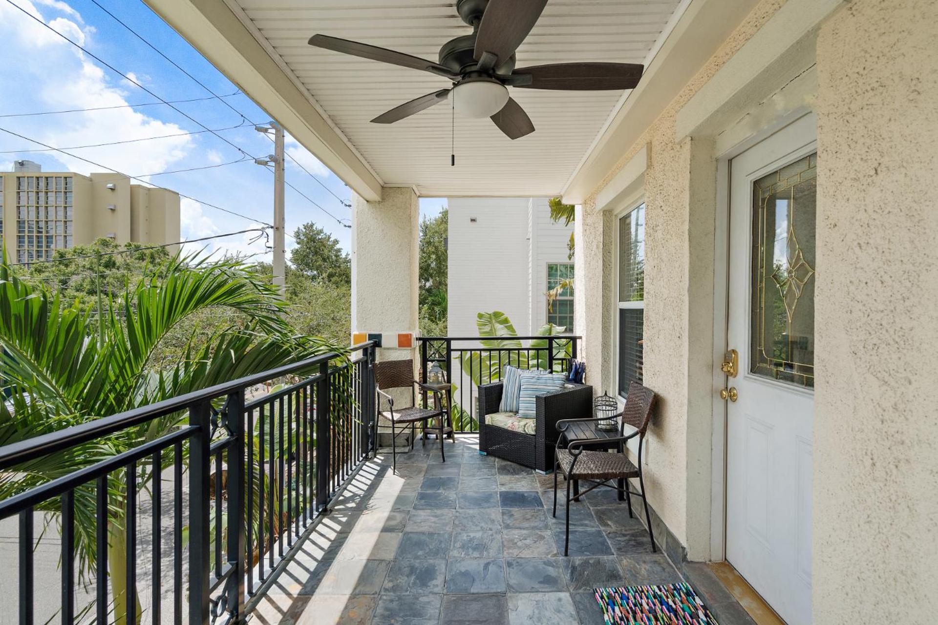 Retro Retreat In Dtsp - Explore The Downtown Area 세인트피터즈버그 외부 사진