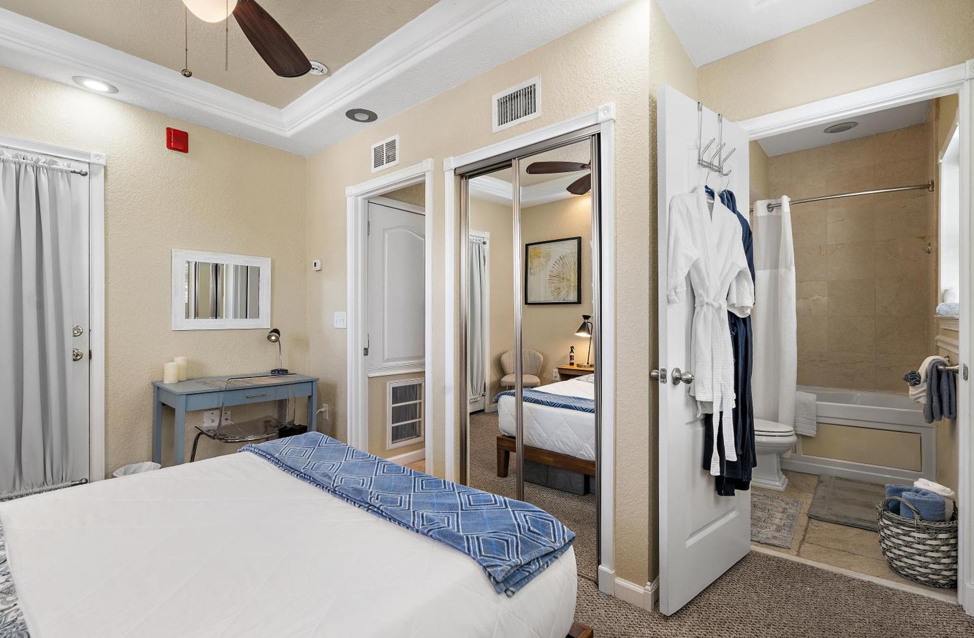 Retro Retreat In Dtsp - Explore The Downtown Area 세인트피터즈버그 외부 사진
