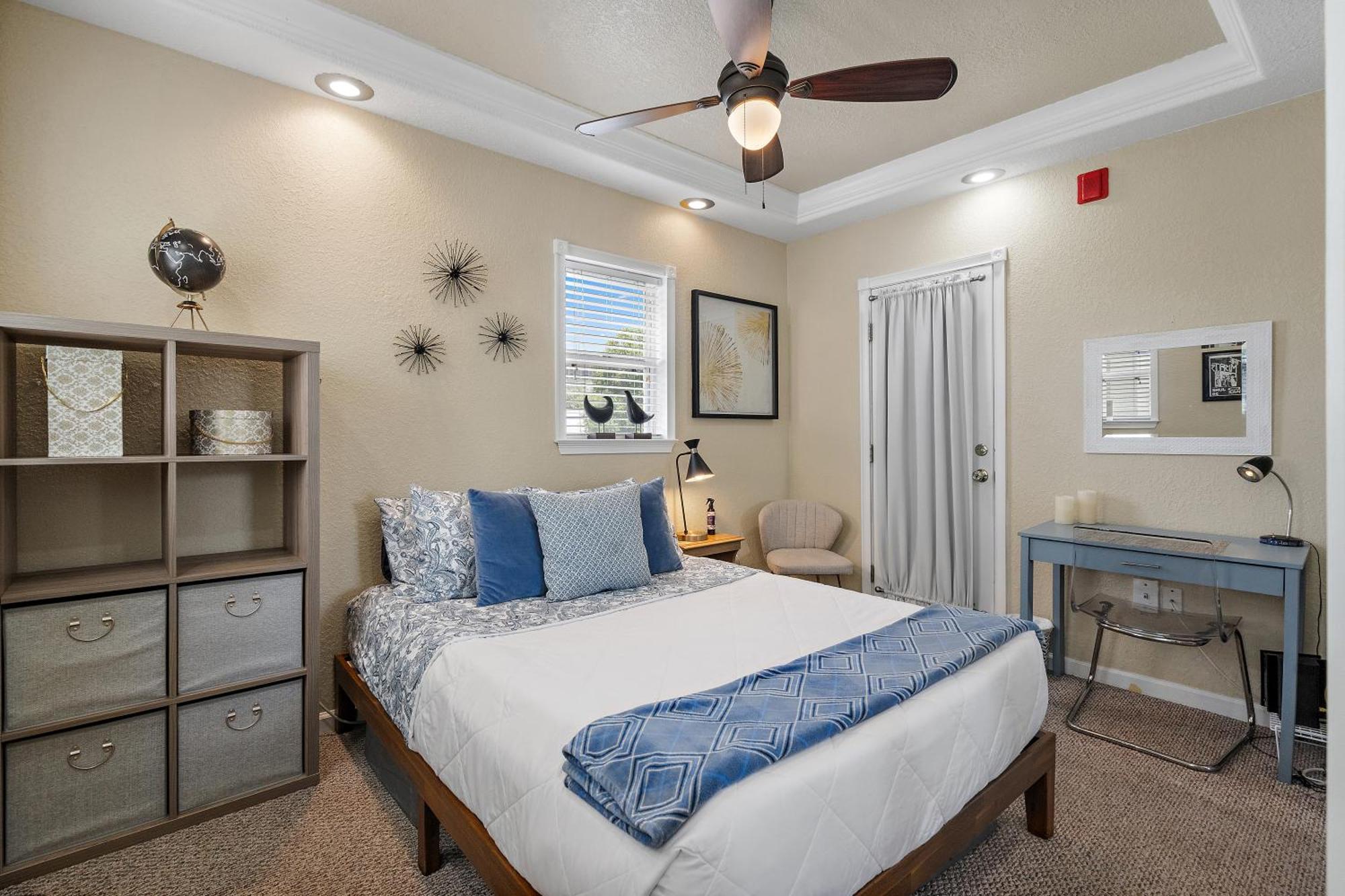 Retro Retreat In Dtsp - Explore The Downtown Area 세인트피터즈버그 외부 사진